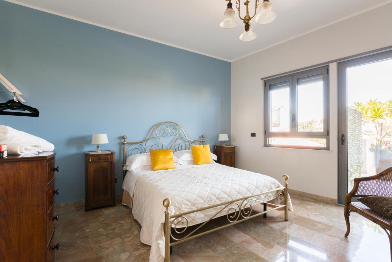 Attico Panoramico - Milazzo Centro Storico - 200 Mq Villa Luaran gambar